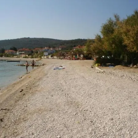 In With Sea View, Balcony, Air Conditioning, Wi-fi * Slatine
